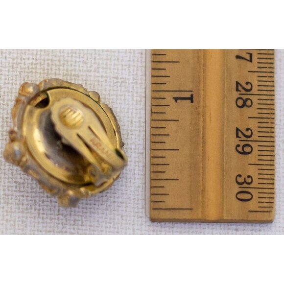Vintage Gold Tone Elegant Faux Pearls Unique Clip On Earrings by Kramer - K1 - Picture 2 of 2